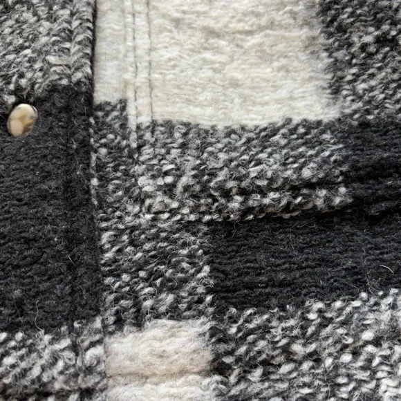 H&M Plaid Black and White Jacket - Picture 6 of 15